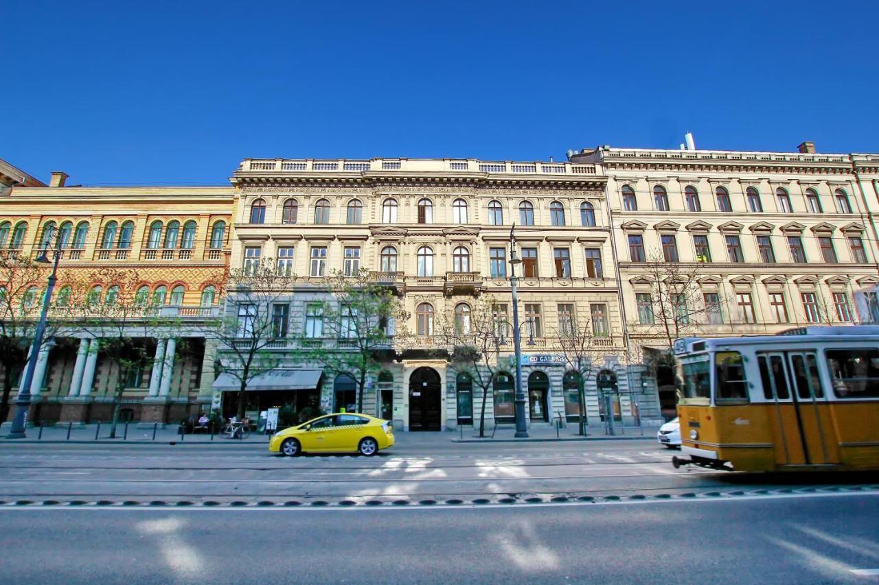 Hip Apartment At The Museum Budapeste Exterior foto